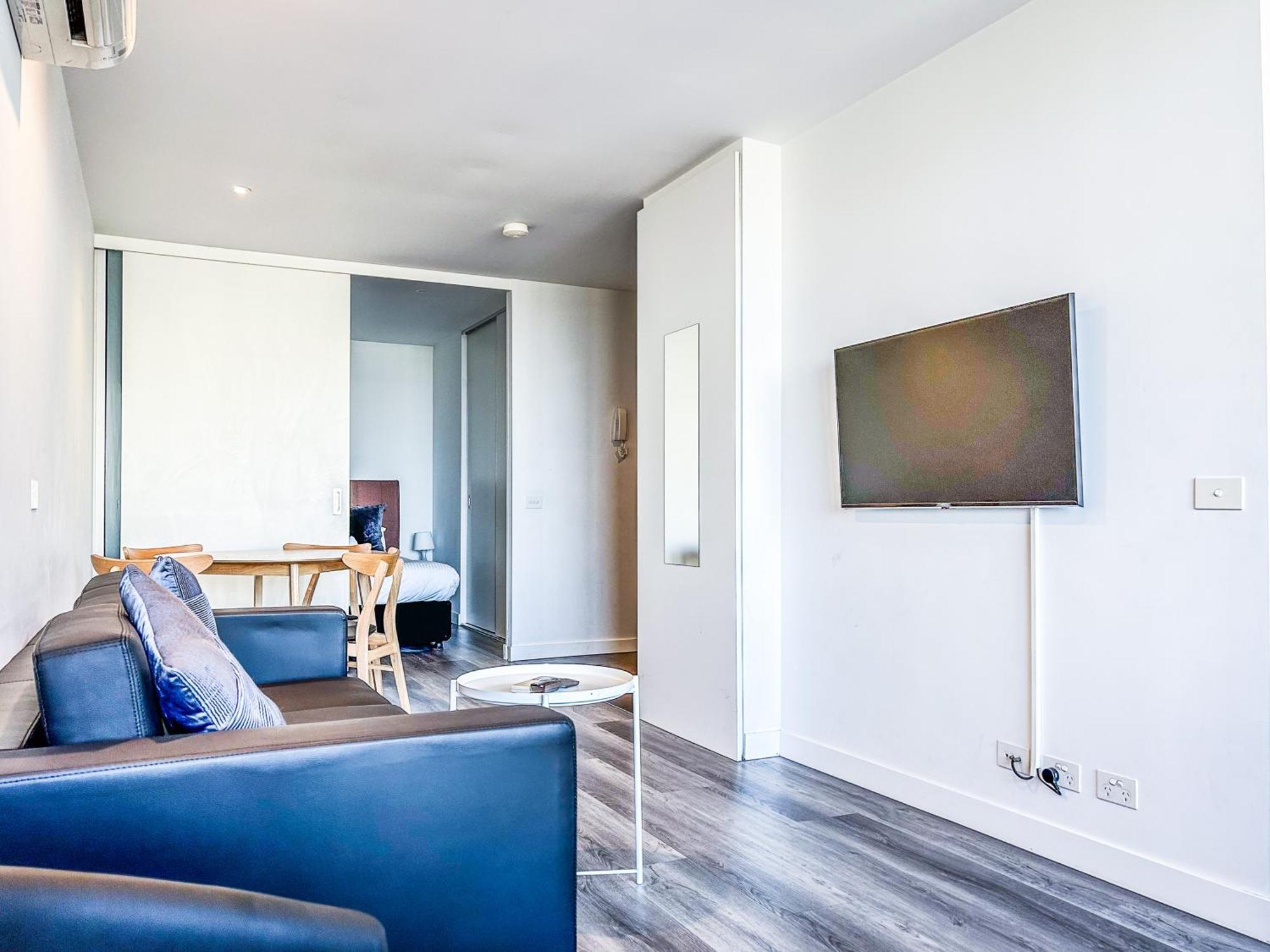 Aura2107, 2 Bedroom Apartment With Balcony, Stunning Yarra River And City Views Мельбурн Екстер'єр фото